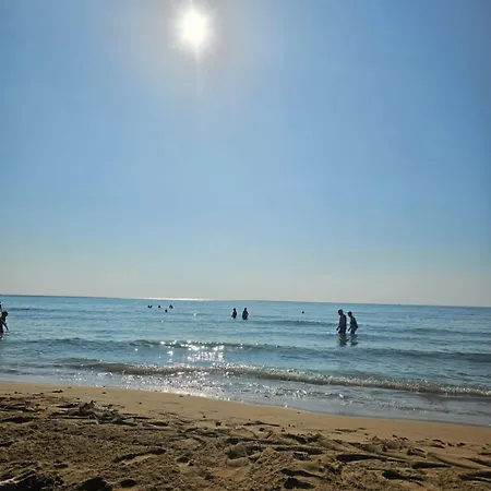 Amuni בית נופש